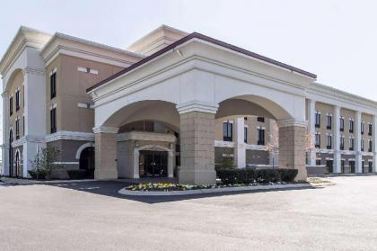 Comfort Suites Smyrna - image 9