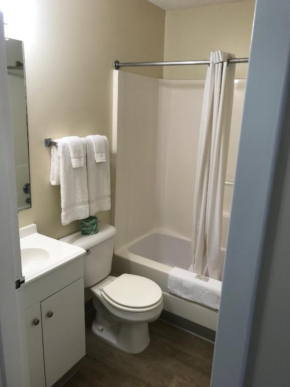 InTown Suites Extended Stay Atlanta GA -Smyrna - image 2