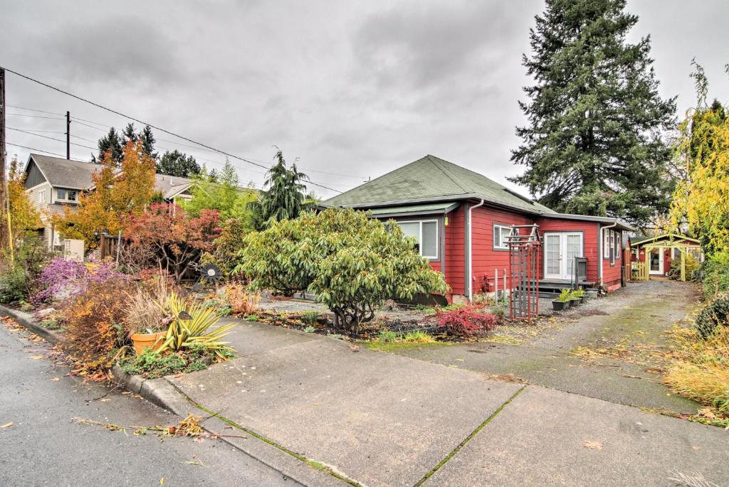 Bright Snohomish Studio Steps to Centennial Trail! - image 5