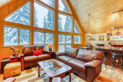 Conifer Estate with Bonus Suite