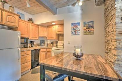 Ski Lovers Studio with Easy Pool and Hot tub Access Snowmass Village Colorado