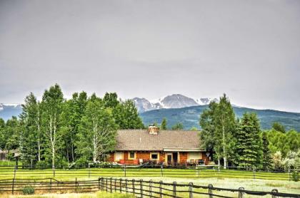 Snowmass Home with Hot tub Fireplace and mtn Views