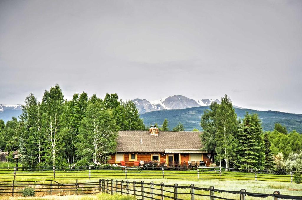 Snowmass Home with Hot Tub Fireplace and Mtn Views! - main image