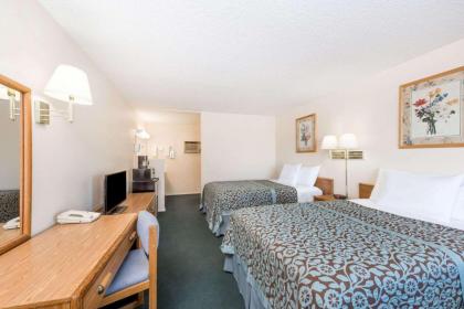 Days Inn by Wyndham Socorro - image 2