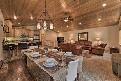 Private Cabin Near Donner Lake and Ski Resorts! - image 9