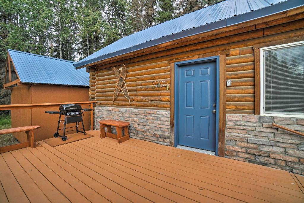 Soldotna Cabin with Essentials- 4 Mi to Fishing - main image