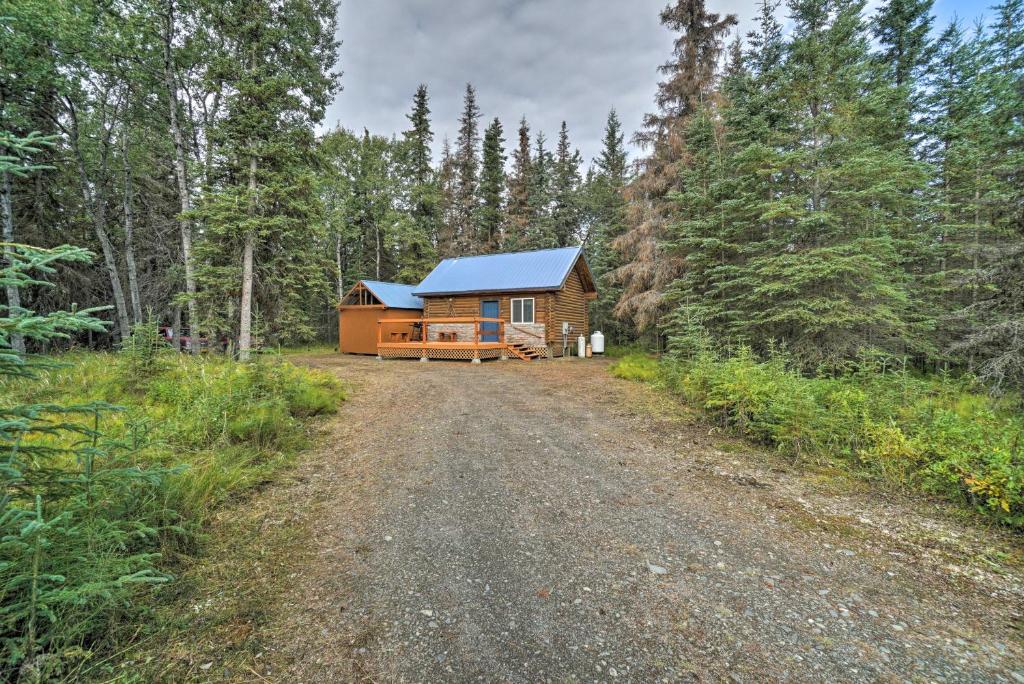 Soldotna Cabin with Essentials- 4 Mi to Fishing - image 6