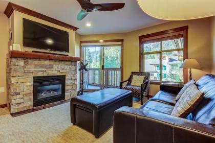 Powderhorn Lodge 408: Rustic Mountain Suite - image 15