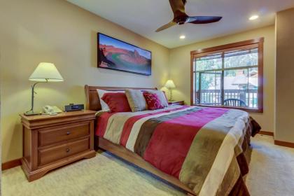 Powderhorn Lodge 408: Rustic Mountain Suite - image 8