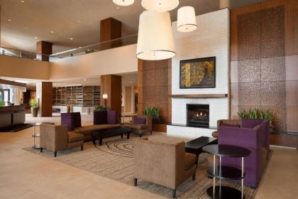 DoubleTree by Hilton Hotel & Executive Meeting Center Somerset - image 20