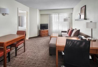 Residence Inn by Marriott Somerset - image 11