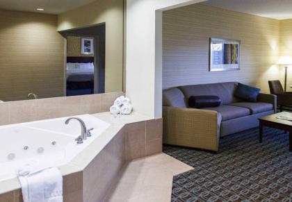 Fairfield Inn & Suites Somerset - image 13