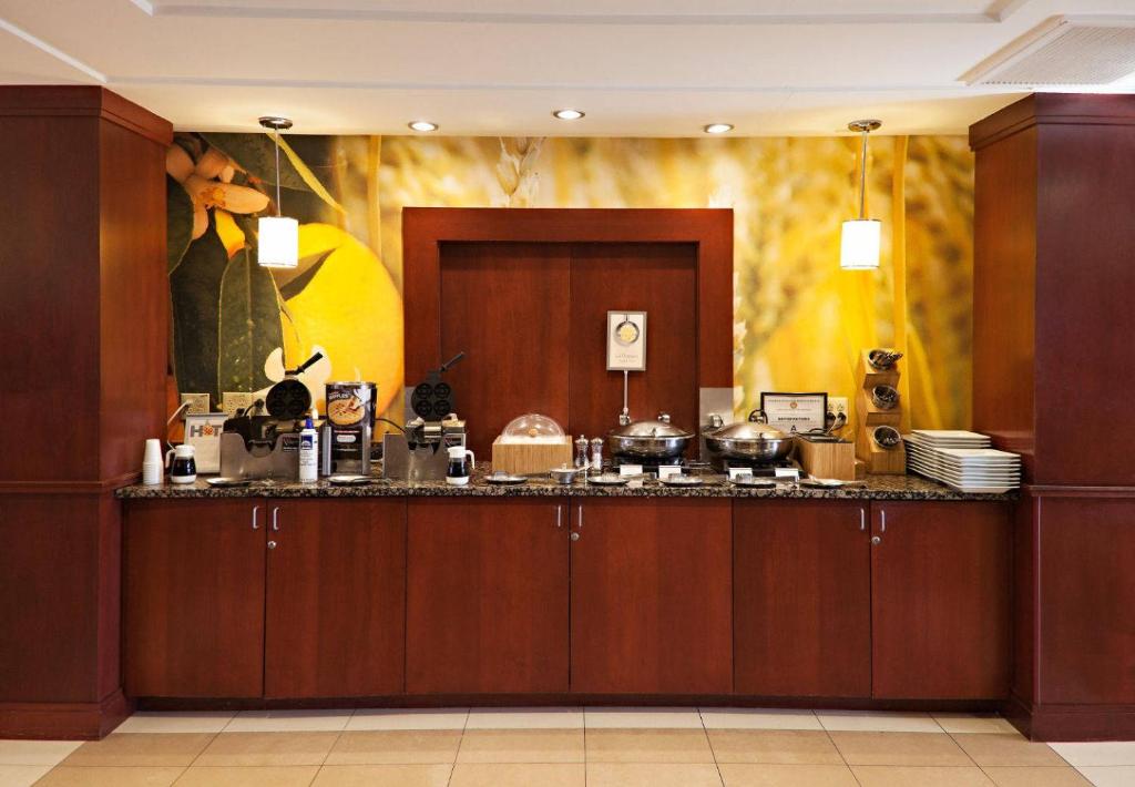 Fairfield Inn & Suites Somerset - image 7