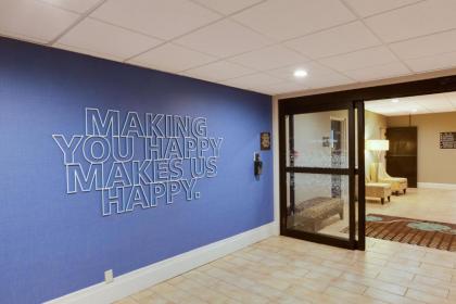 Hampton Inn Somerset - image 14