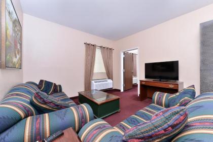 Americas Best Value Inn Somerville Texas - image 12