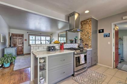 Dog-Friendly Wine Country Retreat Less Than 2 Mi to Plaza! - image 8