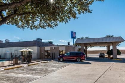 Motel 6-Sonora TX - image 8