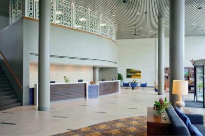 DoubleTree by Hilton Hotel South Bend - image 5