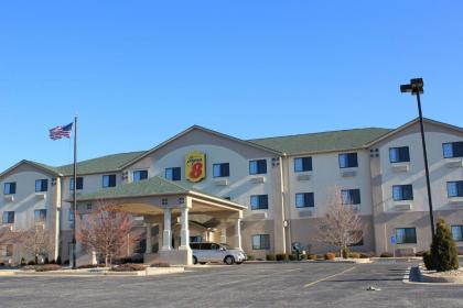 Super 8 by Wyndham South Bend - image 15