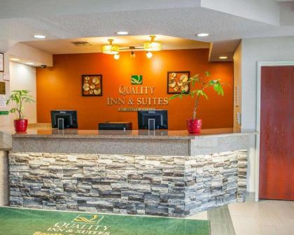 Quality Inn & Suites South Bend Airport - image 11