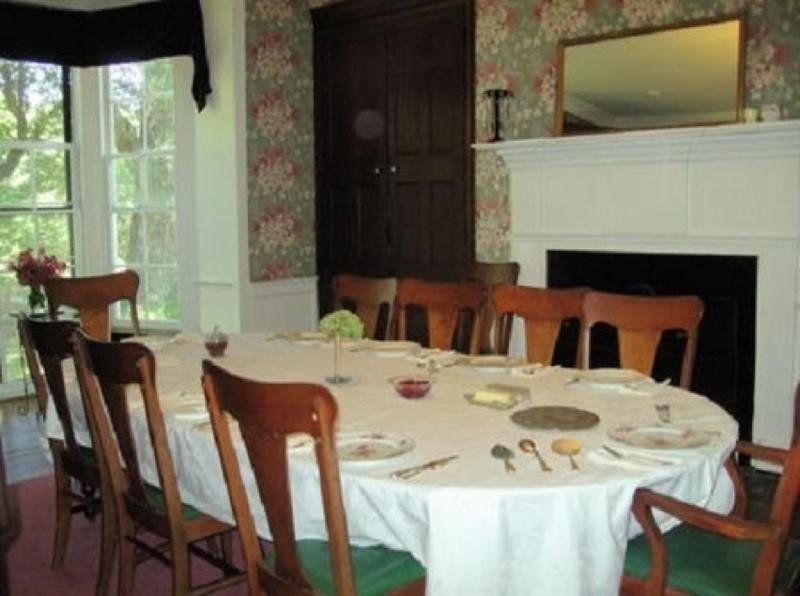 Oak Grove Bed and Breakfast - image 7