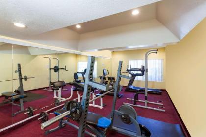 Ramada by Wyndham South El Monte - image 12