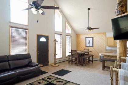 Mill Creek Retreat - image 2