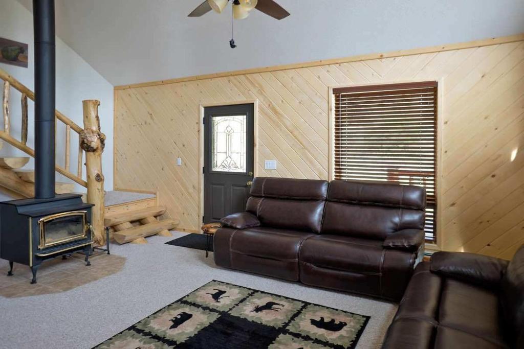 Mill Creek Retreat - image 5