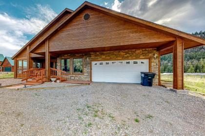 Trout Hunter Cabin - image 1