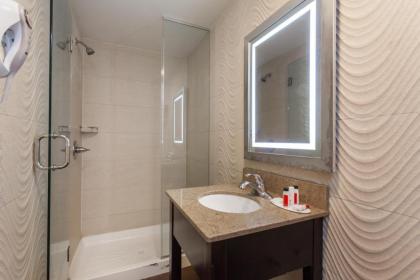 Travelodge by Wyndham South Hackensack - image 3