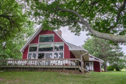 Southern Point Cottage at Inselheim Road South Hero