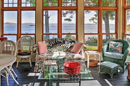 Stunning South Hero Home on Lake Champlain with Views - image 10