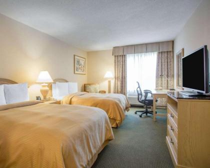 Clarion Inn South Holland - image 13