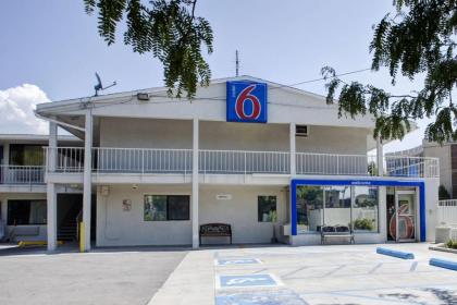 Motel 6-Salt Lake City UT - Downtown - image 1