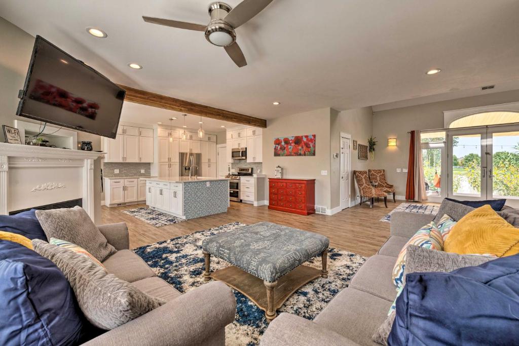 Spacious South Jordan House with Private Yard! - image 4