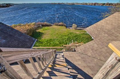 Home on Greenhill Pond with Panoramic Views and 3 Decks - image 3