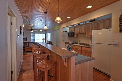 Lake Tahoe Mountain Condo Less Than 2 Mi to Nevada Beach! - image 9