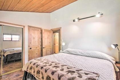 Pet-Friendly Home 2Mi to Heavenly S Tahoe Beaches - image 12