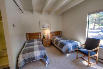 Village Pleasure by Lake Tahoe Accommodations - image 13