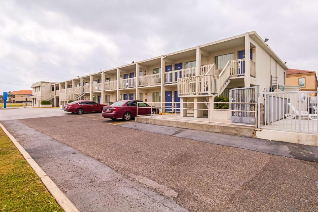 Ocean Inn South Padre Island - image 3