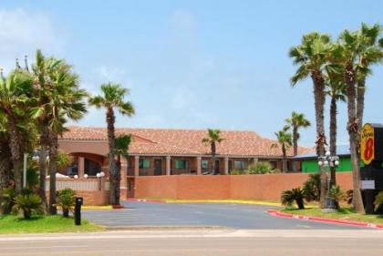 Super 8 by Wyndham South Padre Island - image 3