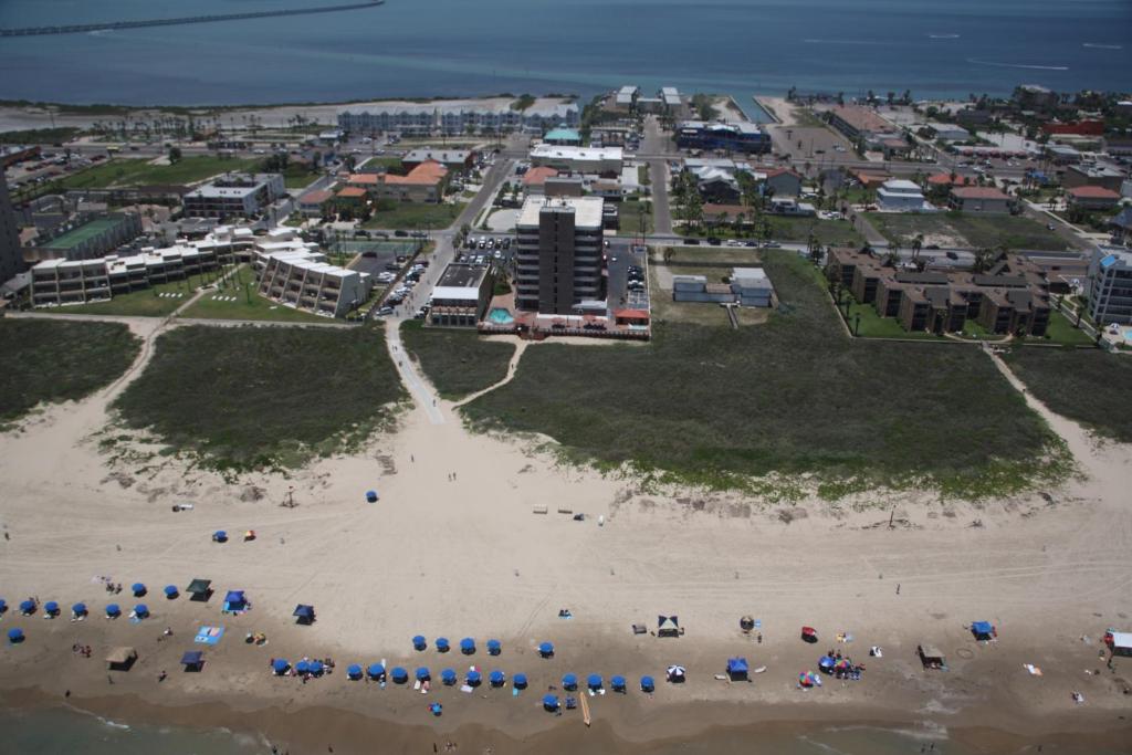 Padre South Hotel On The Beach - image 2