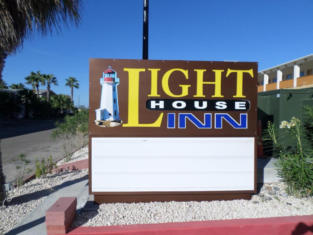 Lighthouse Inn - image 2