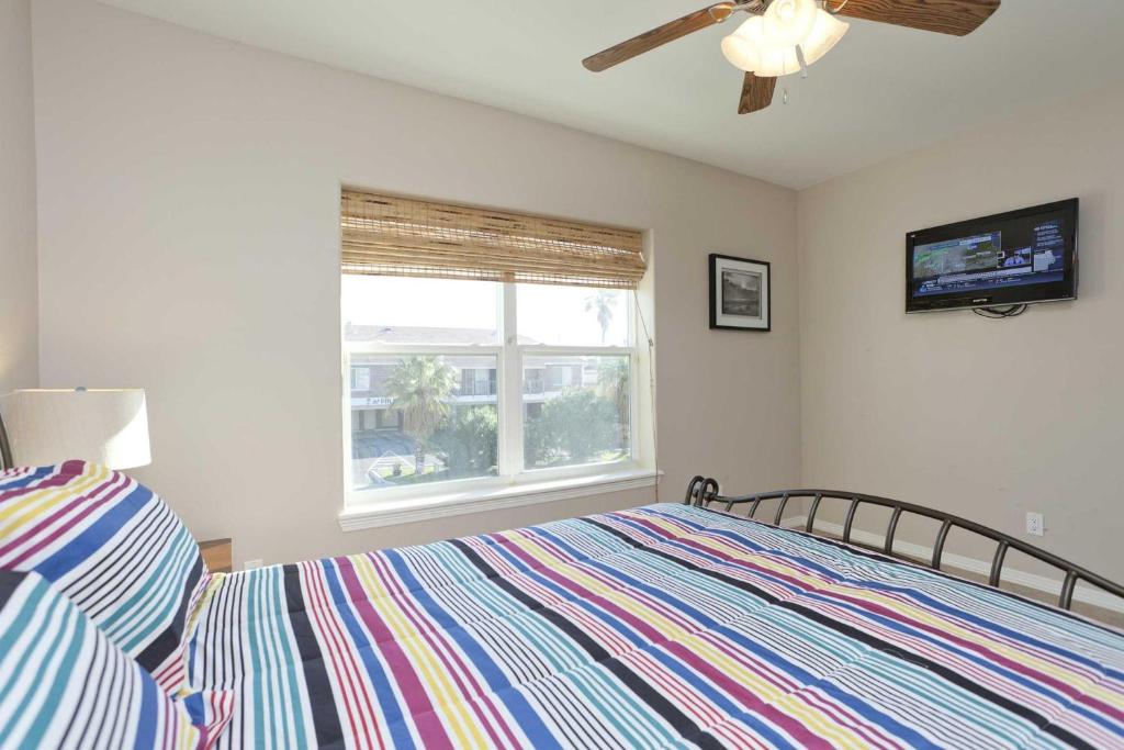 Marlin Cottages Condominiums by Padre Island Rentals - image 5