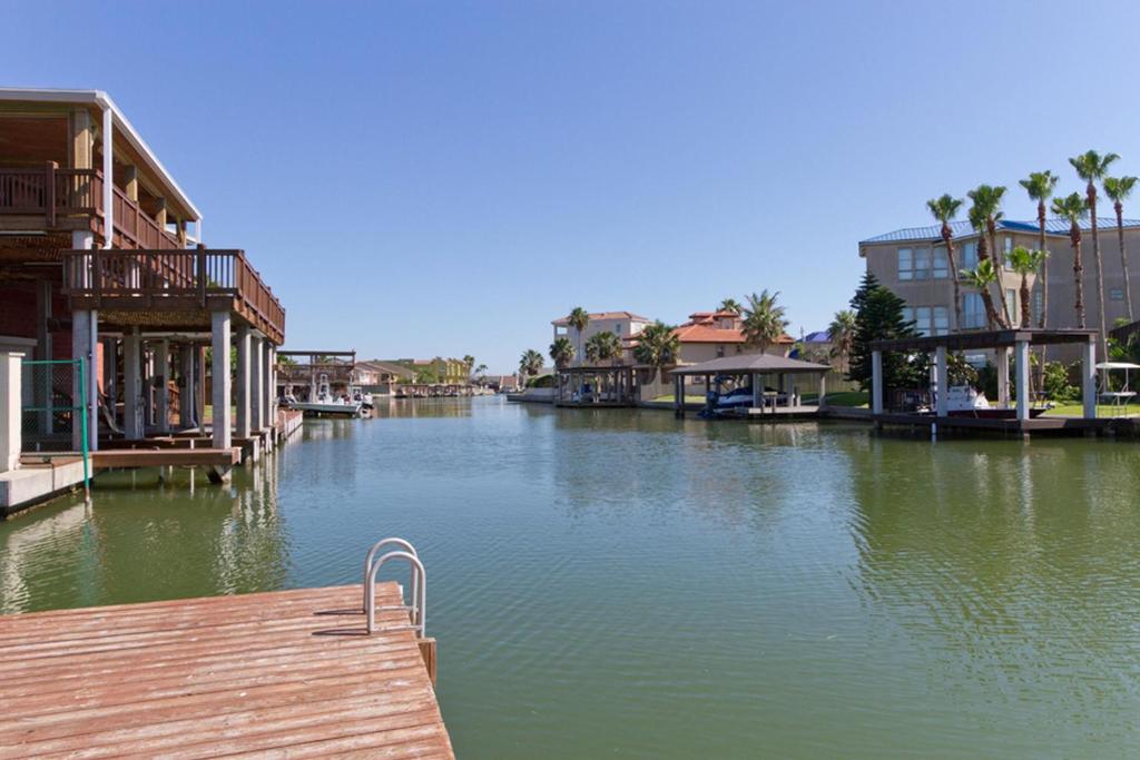 Las Marinas Condo 301 with Boat Slip - image 3