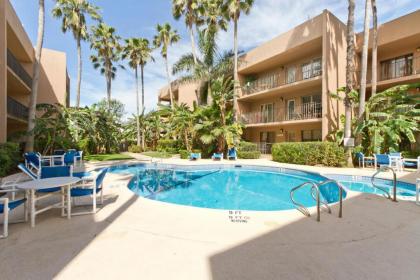 Beach View Condominiums by Padre Island Rentals - image 4