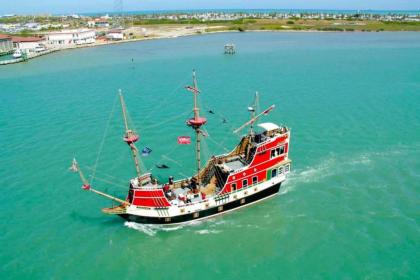 Treasure Island Townhouse by Padre Island Rentals - image 5