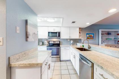 Beachview Condo #312 - image 9