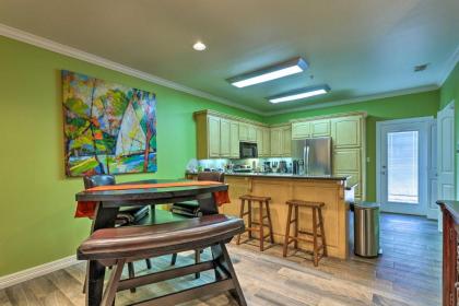 Pacifica Condo with Balcony Walk To Beach! - image 5