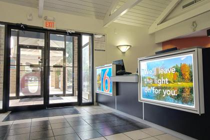 Motel 6-Piscataway NJ - image 17